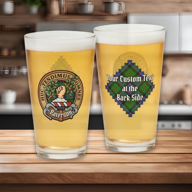 Clan Paterson Wappen über Tartan Glas (Von Creator hochgeladen)