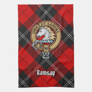 Clan Ramsay Wappen über Red Tartan Geschirrtuch