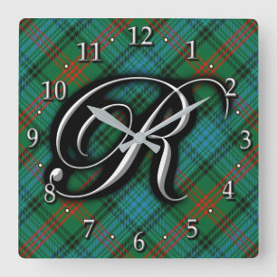 Clan Ross Letter R Monogram Blue Green Tartan Quadratische Wanduhr