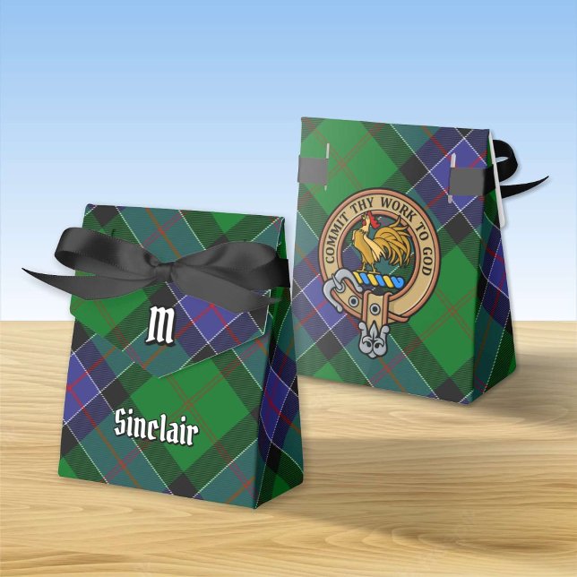 Clan Sinclair Wappen über Jagd Tartan Geschenkschachtel (Von Creator hochgeladen)