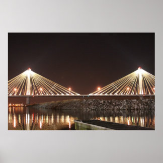 Clark Bridge bei Nacht Poster