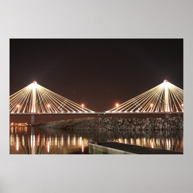 Clark Bridge bei Nacht Poster (Vorne)