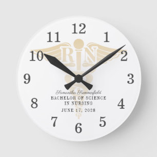 Class of 2022 Nurse RN Caduceus Custom Graduation Runde Wanduhr