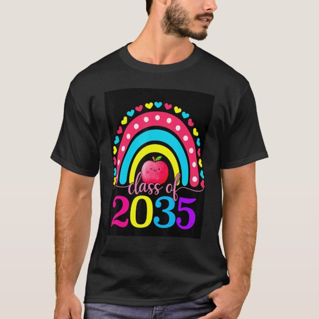 Class Of 2035 Grow With Me Graduation First Day Ra T-Shirt (Vorderseite)