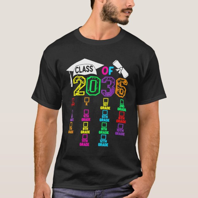 Class Of 2036 Kindergarten Grow With Me Checklist  T-Shirt (Vorderseite)