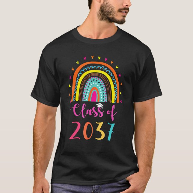 Class Of 2037 Kindergarten Graduate Graduation Rai T-Shirt (Vorderseite)