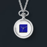 Classic Bauhaus Art Blue Square Armbanduhr<br><div class="desc">Inspiriert von der Bauhaus-Bewegung,  ist diese Halskettenuhr mehr als nur ein Zeitstück - sie ist eine tragbare Aussage von einer gediegenen,  raffinierten Einfachheit. Dieses Stück,  das mit klaren Linien,  geometrischen Formen und einem Fokus auf essenzielle Schönheit gestaltet wurde,  verbindet nahtlos Form und Funktion.</div>