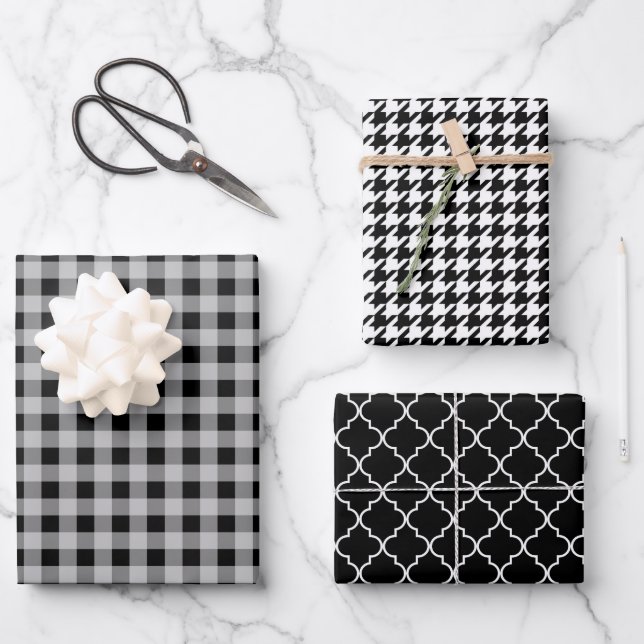 Classic Black and White Evergreen Holiday Pattern  Geschenkpapier Set (Vorderseite)