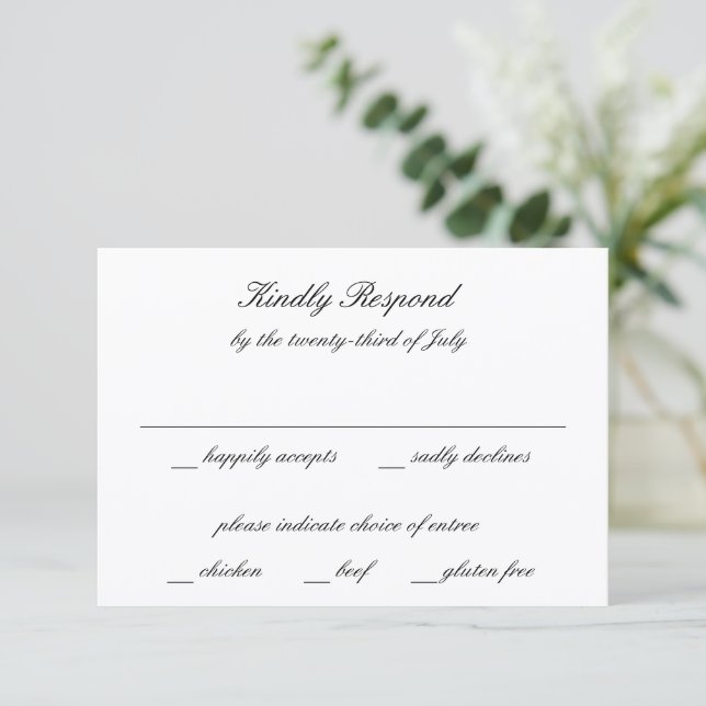 Classic Black and White Timeless Wedding RSVP Karte (Stehend Vorderseite)