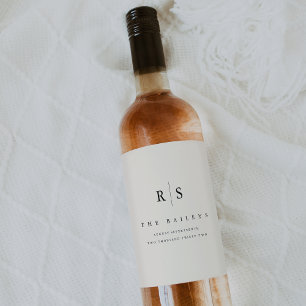 Classic Black & Ecru Monogram Wedding Weinetikett
