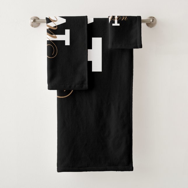 Classic Black Gold Trendy Monogram Name Badhandtuch Set (Insitu)