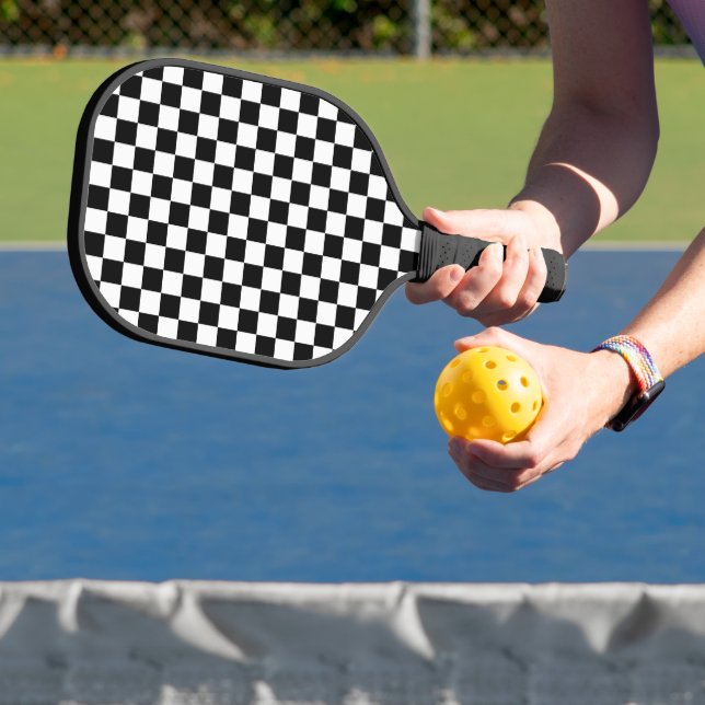 Classic Black with White Square Pattern Pickleball Schläger (InSitu)