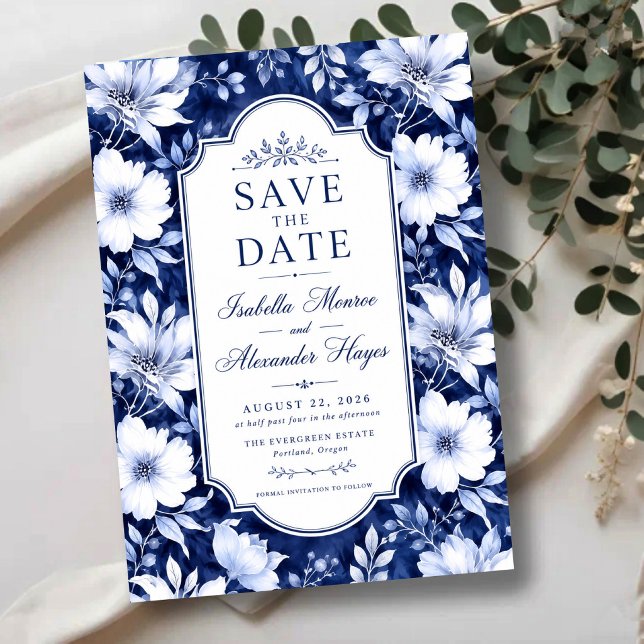 Classic Blue and White Flotal Botanical Save The Date (Von Creator hochgeladen)