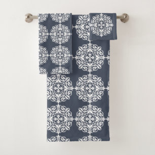 Classic Blue and White Modern Farmhouse Damask Badhandtuch Set