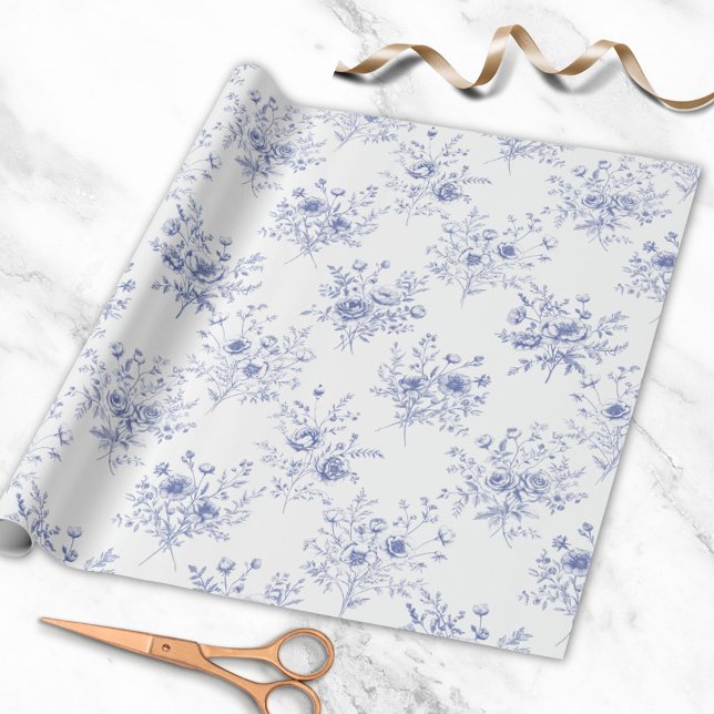 Classic Blue Flowers Pattern French blue toile Geschenkpapier (In situ)