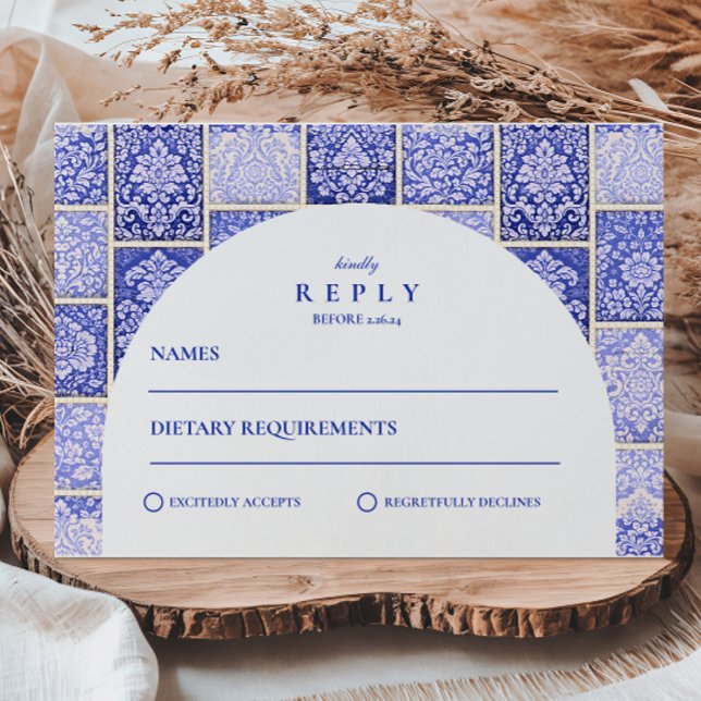 Classic Blue Porcelain Patchwork Wedding RSVP Karte (Von Creator hochgeladen)