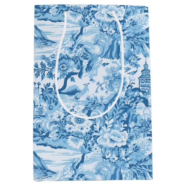 Classic Blue Toile Landschaft Mittlere Geschenktüte (Vorderseite)