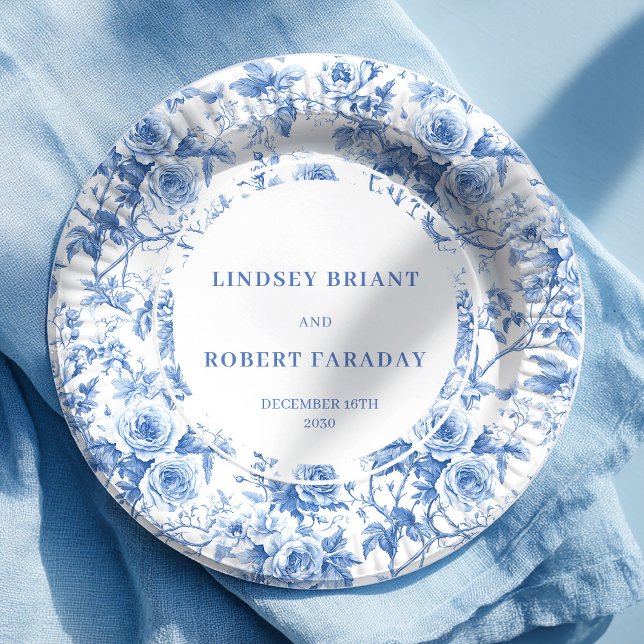 Classic blue toile roses wedding reception table pappteller (Classic blue toile roses wedding reception paper plates

)