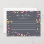 Classic Blue Wild Floral Wedding Advice Card Postkarte<br><div class="desc">Diese klassische, farbenfrohe, blumenreiche Hochzeitsratenkarte ist perfekt für eine rustikale Hochzeit. Die gelbe, lila, weiße Blume mit Blattwerk in einer Rose und grünem Aquarell. Diese Karten sind ideal für Hochzeiten, Brautparty, Babydusche, Graduiertenfest u.v.m. Personalisieren Sie die Karten mit den Namen der Braut und des Bräutigams, der künftigen Eltern oder des...</div>