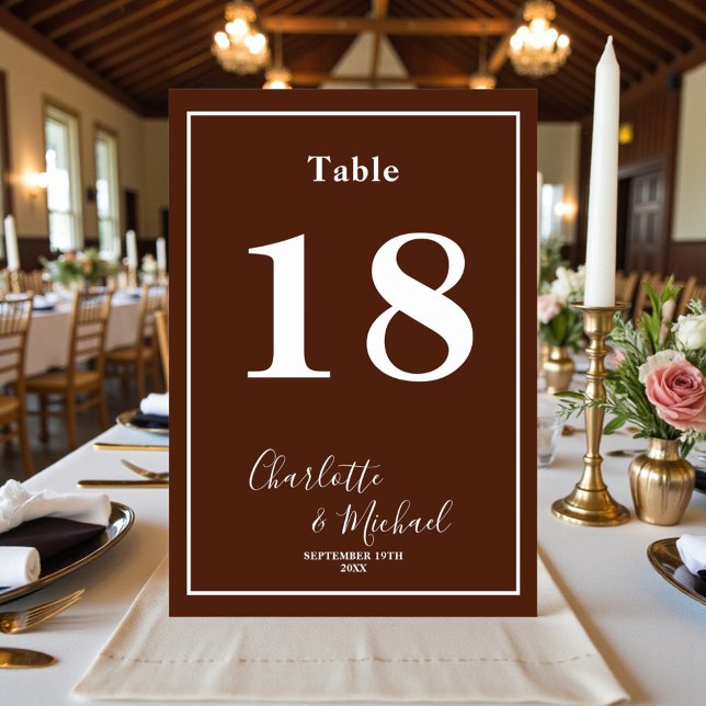 Classic Brown Script Minimalist Wedding Tischnummer (Von Creator hochgeladen)