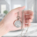 Classic Car Speedometer Rev Counter Necklace Armbanduhr<br><div class="desc">Fügen Sie Ihre Initialen zu dieser inspirierten Kfz-Tacho-Halskette hinzu. Geeignet für alle Liebhaber von Vintage-Pkw-Geschwindigkeitsmesser und macht ein hübsches Geschenk für Ihre Mama mit Oldtimerliebe</div>