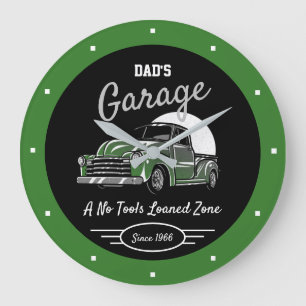 Classic Chevy Truck Garage Vater, jeder Name Grün  Große Wanduhr