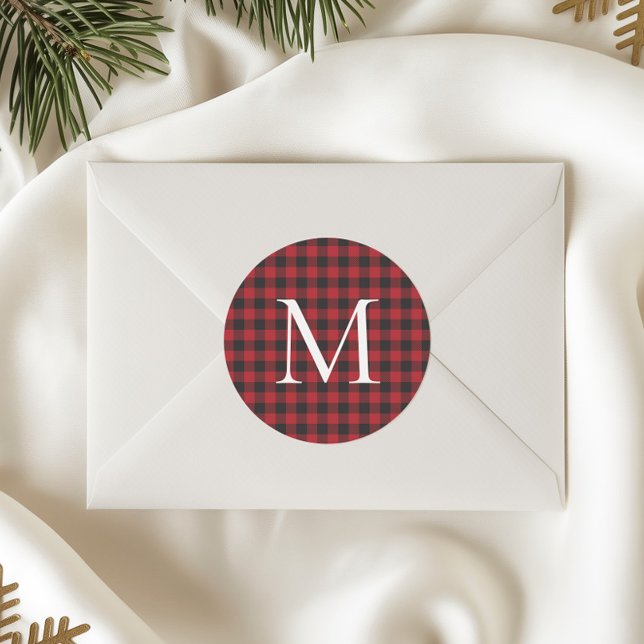 Classic Christmas Buffalo Plaid Custom Monogram Runder Aufkleber (Von Creator hochgeladen)