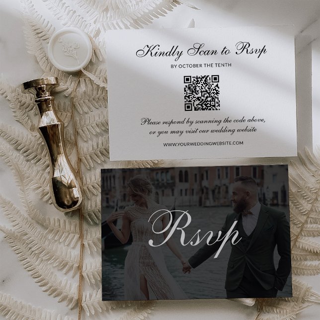 Classic Dark Overlay | QR Code Photo Wedding RSVP Karte (Von Creator hochgeladen)