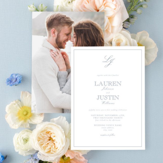 Classic Dusty Blue Script Monogram Foto Wedding Einladung (Von Creator hochgeladen)