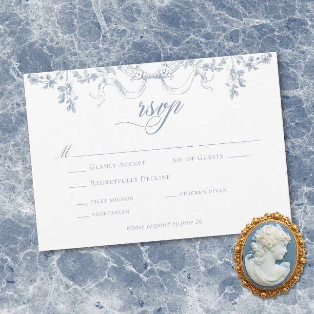 Classic Elegant Dusty Blue Floral Swag Wedding RSVP Karte (Classic Elegant Dusty Blue Floral Ribbon Wedding RSVP Card)