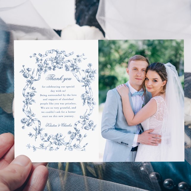 Classic French Blue Flowers & Ribbons Photo Dankeskarte (Von Creator hochgeladen)