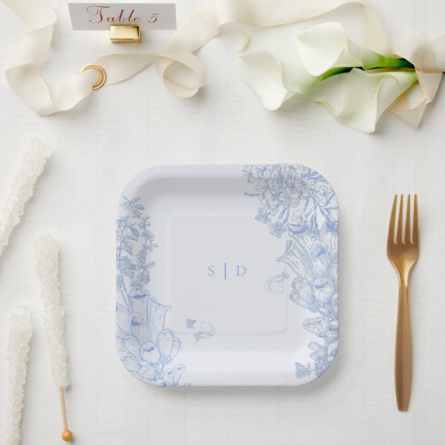 Classic French Blue White Floral Wedding Enclosure Pappteller (Hochzeit)