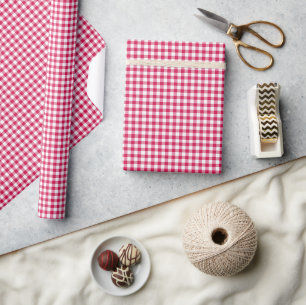 Classic Gingham Raspberry Geschenkpapier