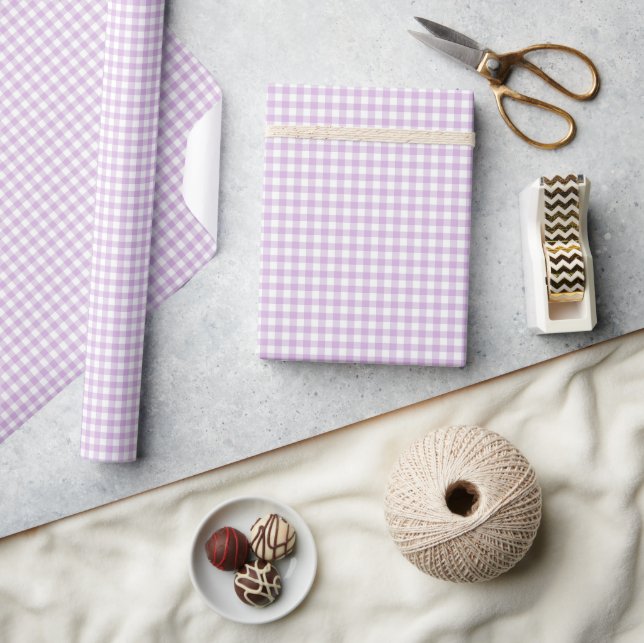 Classic Gingham Soft Lilac Geschenkpapier (Kunsthandwerk)