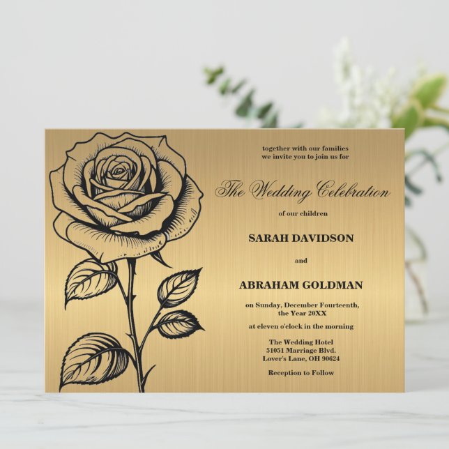Classic Gold Black Rose Hochzeitseinladungen Einladung (Stehend Vorderseite)