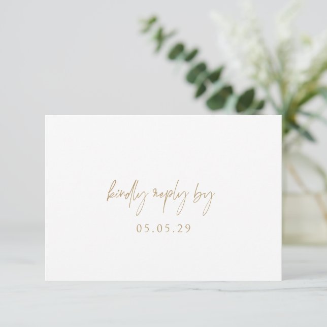 Classic Gold Elegante Wedding RSVP Karte (Stehend Vorderseite)