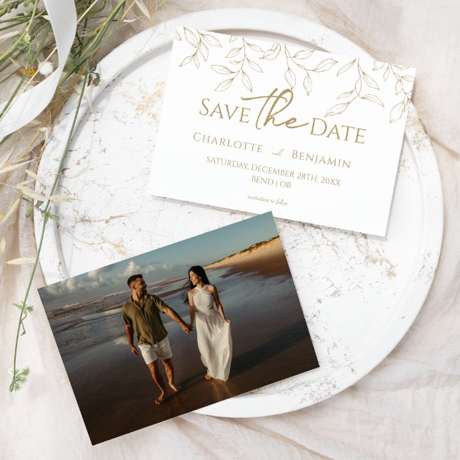 Classic Gold Greenery Wedding Foto Save the Date (Von Creator hochgeladen)