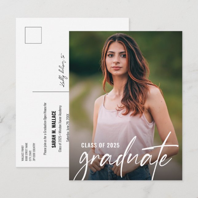 Classic Graduate Foto Class of 2025 Custom Einladungspostkarte (Vorne/Hinten)