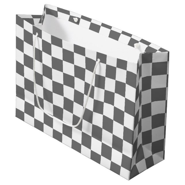 Classic grey checkerboard große geschenktüte (Vorderseite Schrägansicht)