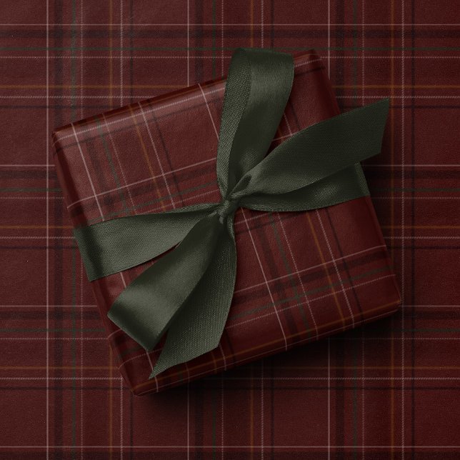 Classic holiday plaid stylish maroon Christmas Geschenkpapier (Von Creator hochgeladen)