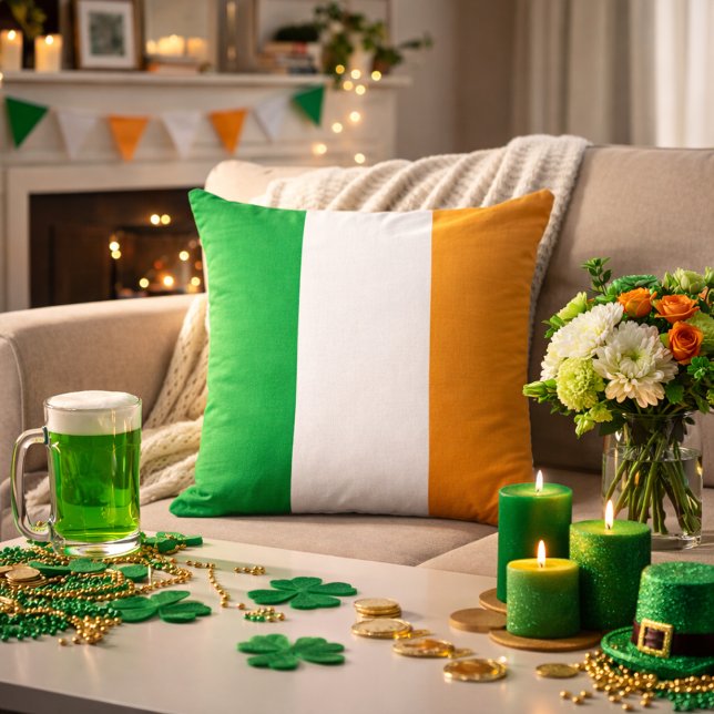 Classic Irish Tricolor Inspired  Kissen (Von Creator hochgeladen)