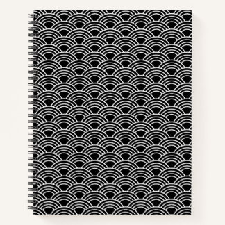 Classic Japanese Seigaiha Wave Pattern Monochrome Notizbuch