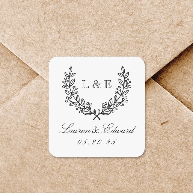 Classic Laurel Wedding Initial Monogram Quadratischer Aufkleber (Von Creator hochgeladen)
