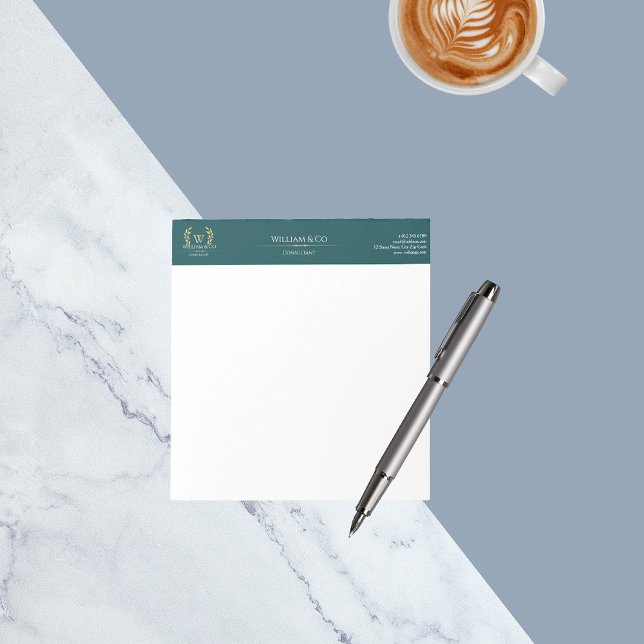 Classic Laurel Wreath Aquamarin Gold Monogram Notizblock (Von Creator hochgeladen)