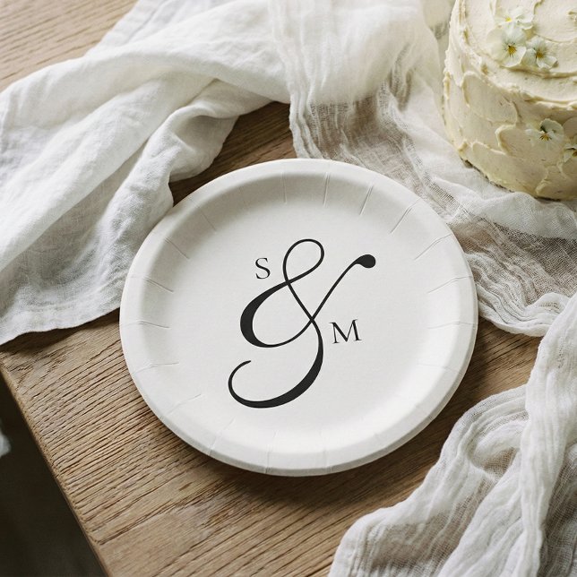 Classic Monogram Ampersand Wedding White Pappteller (Von Creator hochgeladen)