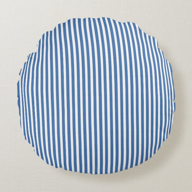 Classic Nautical Blue and White Ticking Stripe Rundes Kissen (Vorderseite)