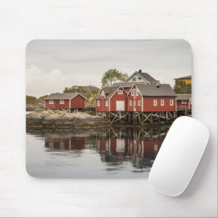 Classic Red Boat Bouses Norwegen Mousepad