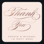 Classic Rose Gold Calligraphy Wedding Vielen Dank Quadratischer Aufkleber<br><div class="desc">Dieses klassische Dankeschön-Aufkleber bietet eine elegante Kalligraphie Dankeschön-Nachricht in Rose Goldfolie auf einem rot rosa Hintergrund mit Paarnamen und Heiratsdatum (editierbar) in Gold/Taupe. Perfekt für Hochzeiten danken Ihnen Noten oder jede andere Gelegenheit. Bearbeiten Sie das Hochzeitstermin mit dem Nachnamen der Paare für eine andere Version dieser vielseitigen Briefmarke.</div>