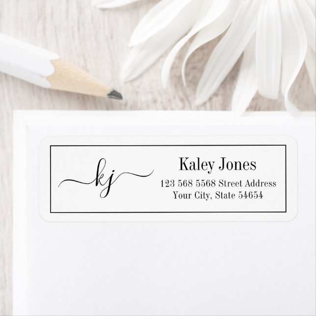 Classic Simple Monogram Schwarz-weiß Address Label (Insitu)
