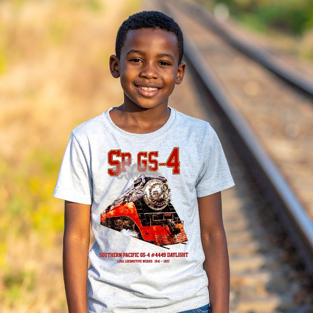 Classic Southern Pacific GS-4 Steam Locomotive T-Shirt (Southern Pacific GS-4 Daylight Steam Locomotive. Boy Basic T-Shirt)